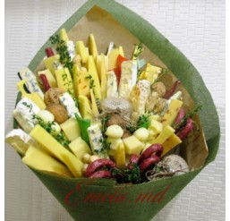 Edible Bouquet with Assorted Cheese