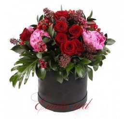 Aranjament Floral "Pasiune"