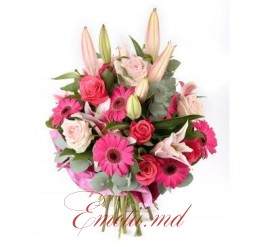 Floral Bouquet "Enigmatic Smiles"